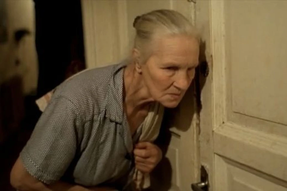 95-летнюю актрису «Брата» Лидию Доротенко нашли на улице в неприглядном виде. Фото: кадр из фильма "Брат"