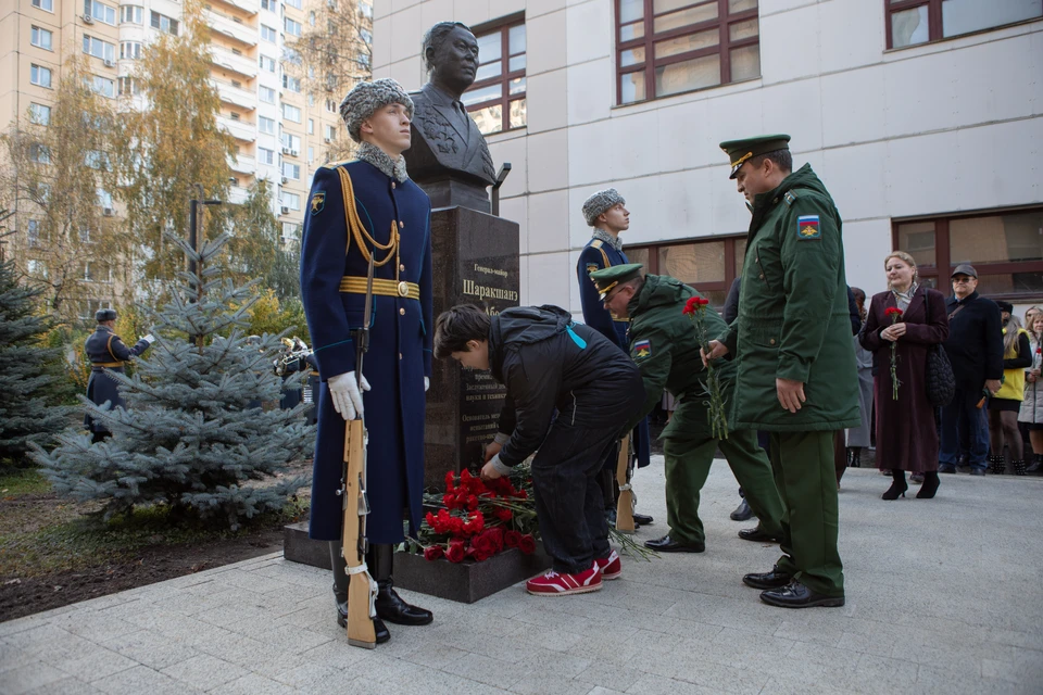 В Москве открыли бюст ученого из Аларского района Або Шаракшанэ.