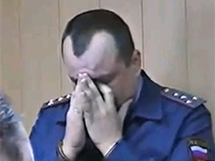 Гаишников сначала наградили за честность, а потом задержали за массовые поборы