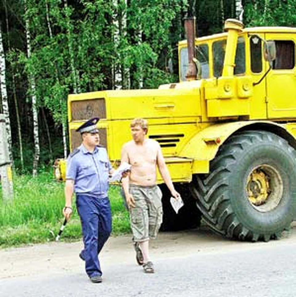 - Ну рассказывай, как обгонял, как подрезал...