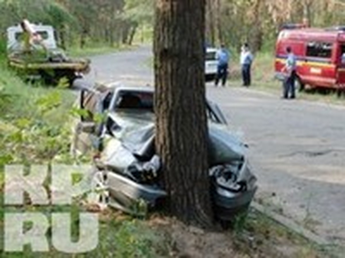 Житель Вологодской области сломал пятку, слетев на машине в кювет - KP.RU