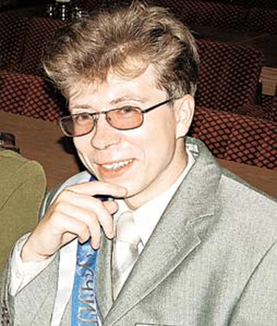 Победителем конкурса «Учитель года-2004» стал Евгений Славгородский из Калининградской области.