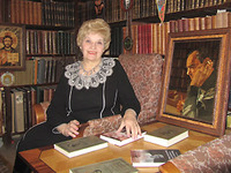 Шесть книг написала Антонина Пикуль о своем великом муже.