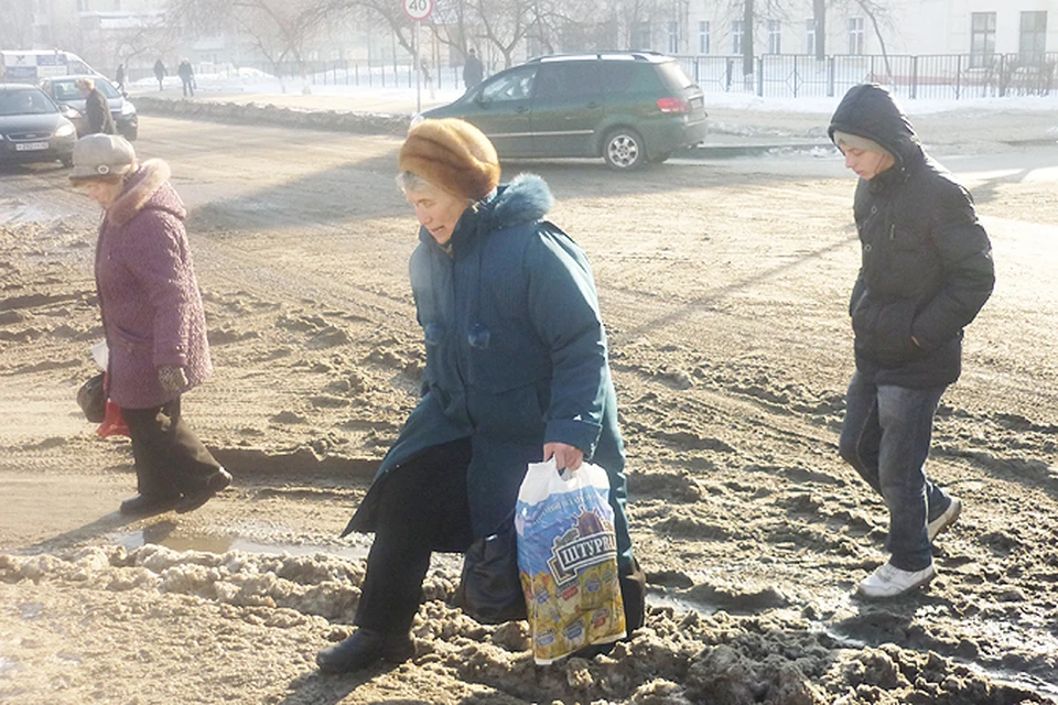 На улицу Некрасова на день заглянула весна.
