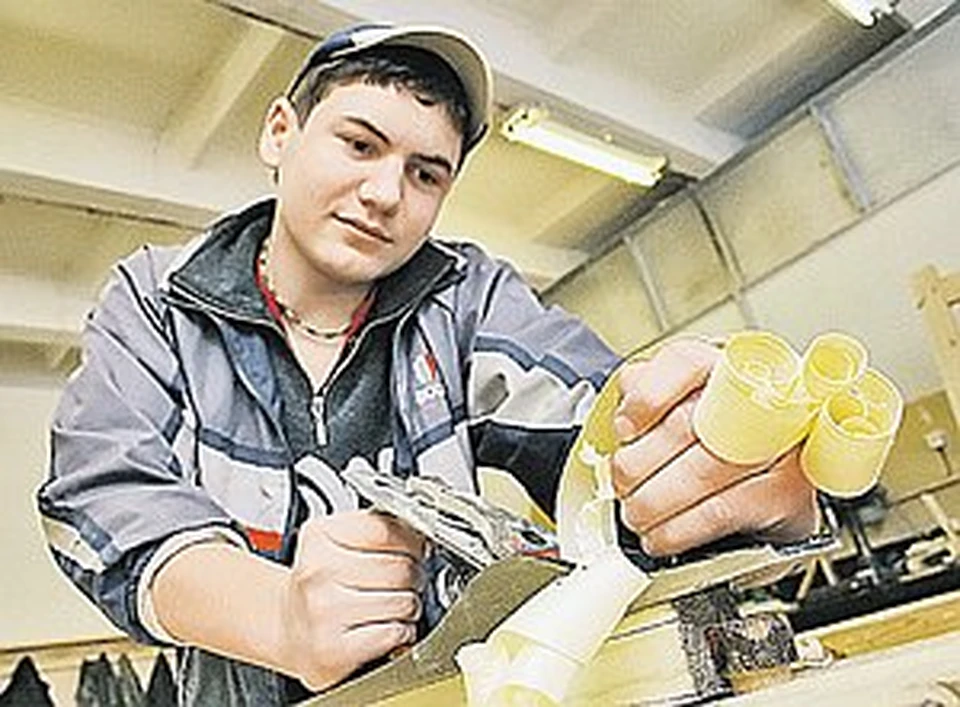 Выпускников учреждений начального и среднего профобразования очень ждут на производстве.