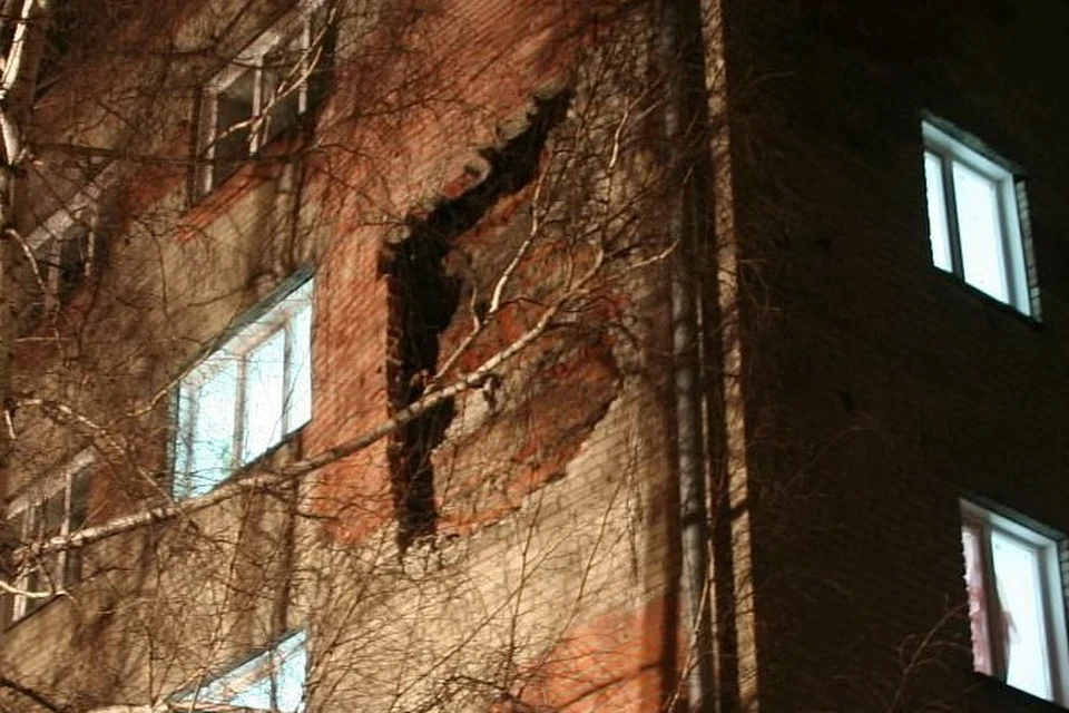 9 марта в Новосибирске произошло ЧП: рухнула часть стены общежития в Ленинском районе.