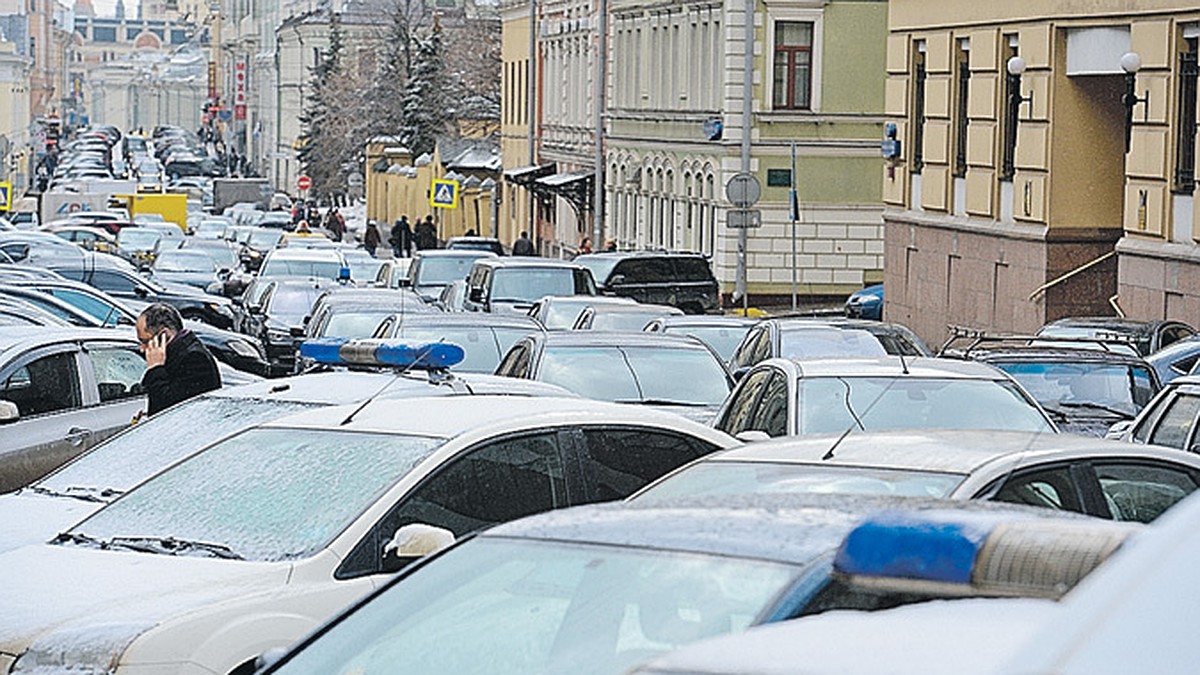 Парковки в пределах Садового кольца станут платными - KP.RU