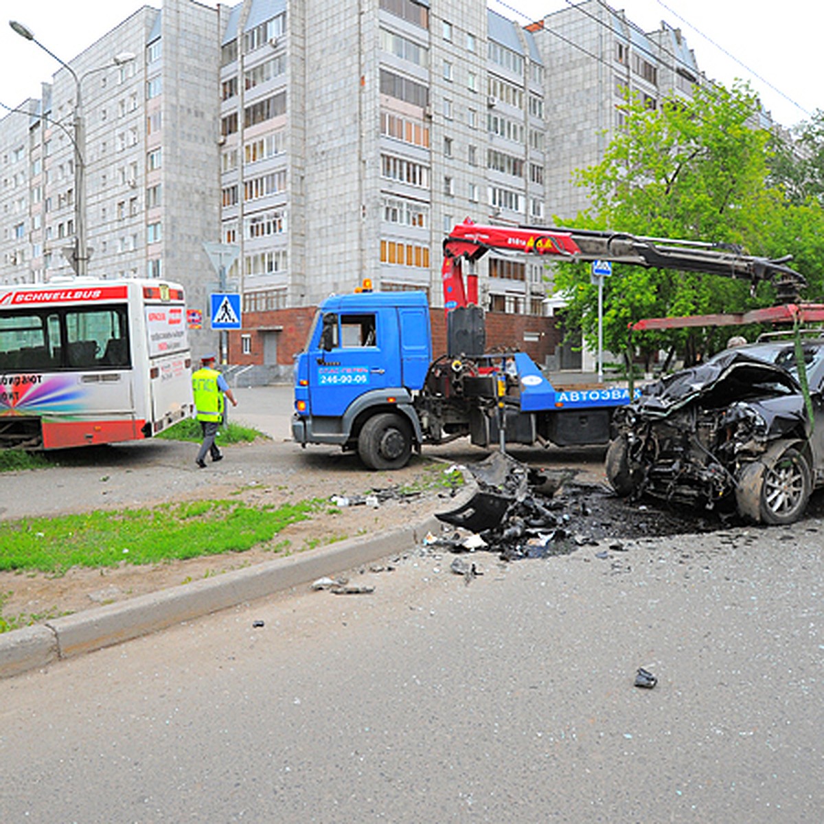 19-летняя пермячка, которая на Porsche Cayenne врезалась в автобус с  пассажирами, ездила без прав - KP.RU