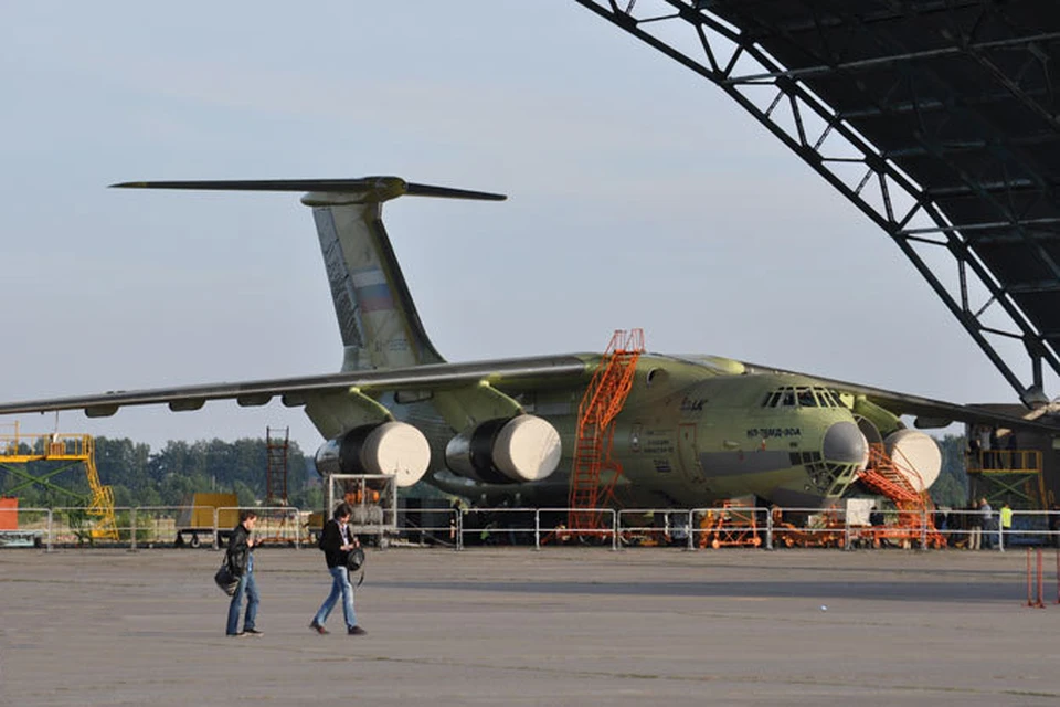 Владимир Путин отправился в Ульяновск, чтобы посмотреть новый самолет ИЛ-76