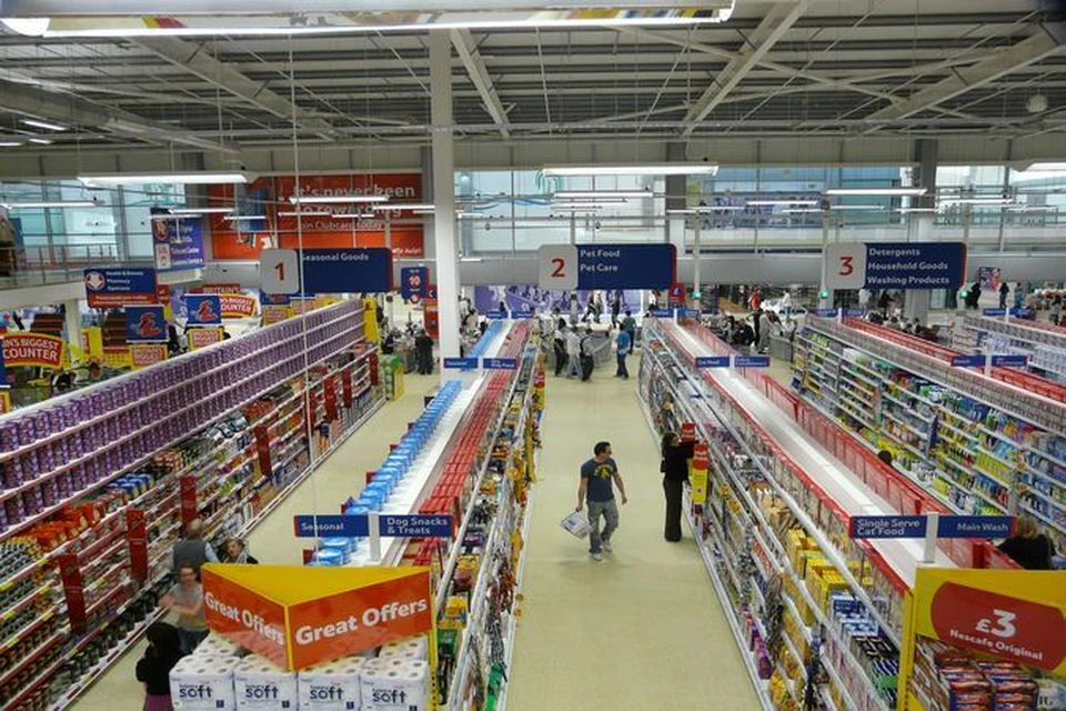 В Беларуси хотят принять антимонопольный закон и запретить крупным торговым сетям открывать новые магазины, если их доля на рынке превышает 30%.