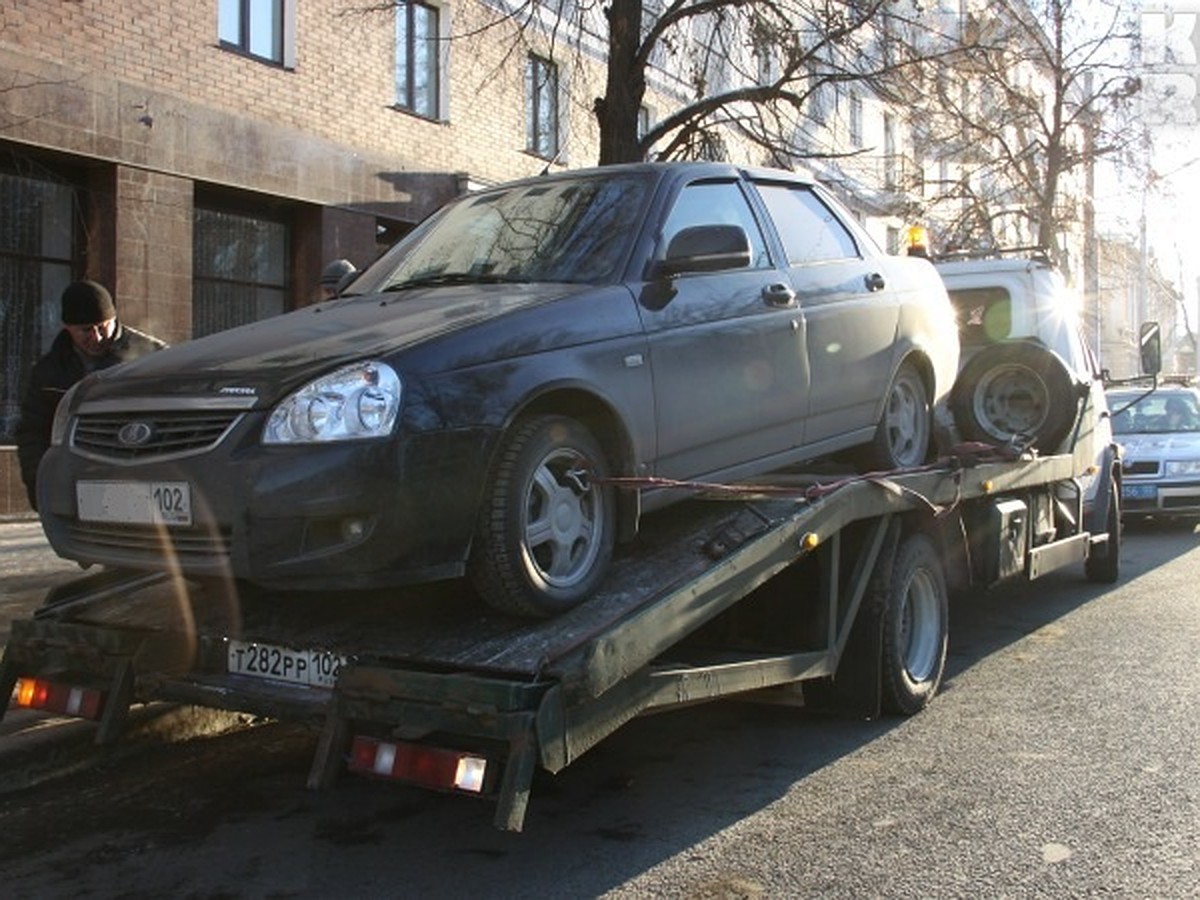 Мэрия Уфы сама будет строить штрафстоянки и заниматься эвакуацией машин -  KP.RU