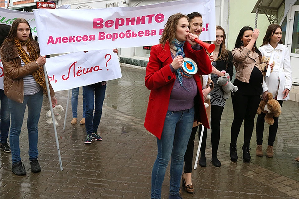 Не исключено, что "акция" казанских дам - не  самый удачный пример пиара.