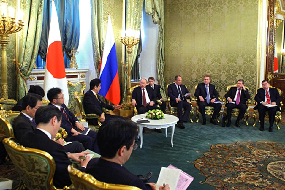 В понедельник Московский Кремль переживал настоящее японское нашествие