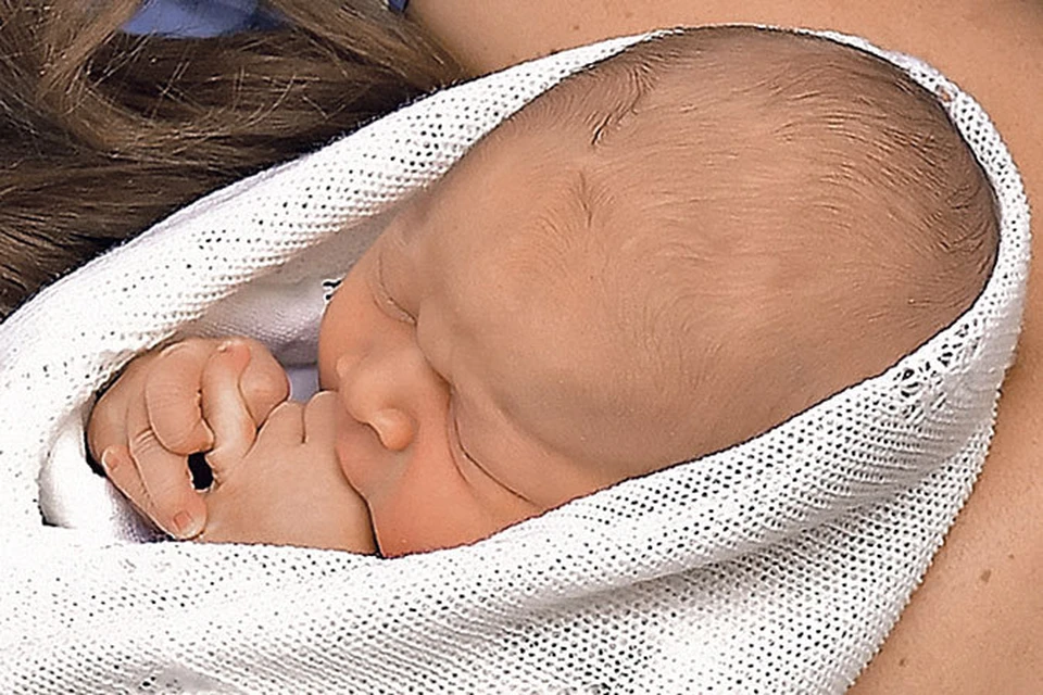 Принц Джордж Кембриджский. Родился  22.07.2013 в Лондоне. Вес при рождении - 3,8 кг.