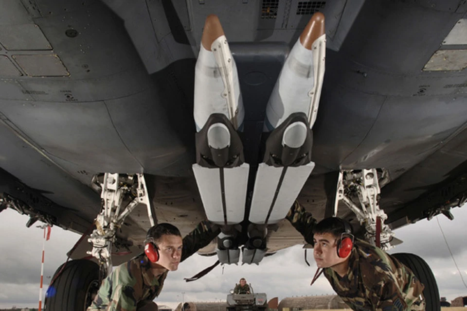 Оба арабских государства получат по полторы тысячи ракет «воздух-земля» повышенной дальности.