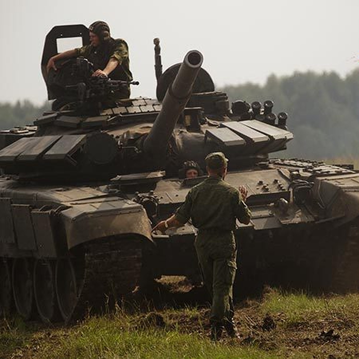 Уральским пассажирам заплатят 25 рублей за каждый час задержанного рейса,  солдат из Каменска «попал» на полмиллиона за взорванный танк, а угонщика  машины ДПС ждет и вовсе 5 лет тюрьмы - KP.RU