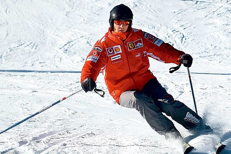 Михаэль Шумахер получил страшную травму головы при спуске на горных лыжах. Состояние легенды автоспорта, увы, до сих пор не улучшилось...