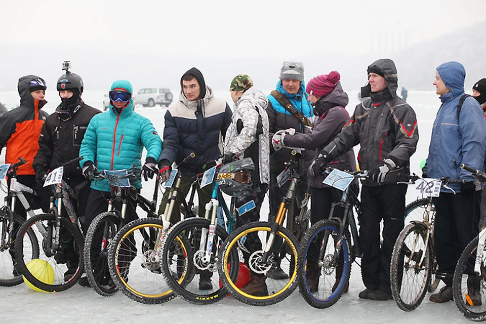 16 февраля на Русском острове прошел первый ледовый веломарафон