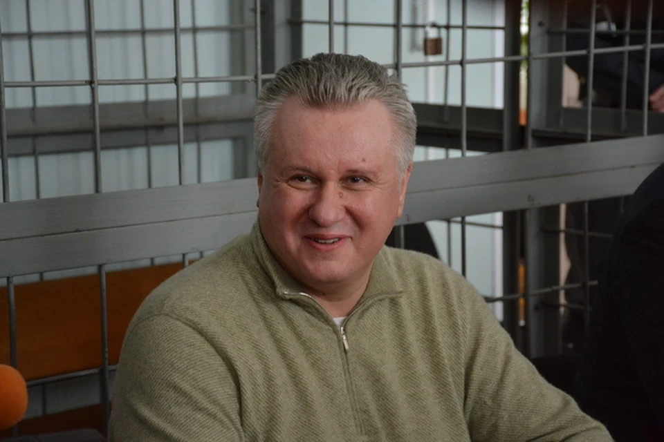 Чиновник-авиадебошир Андрей Третьяков заплатил за свою свободу 1,5 миллиона рублей.