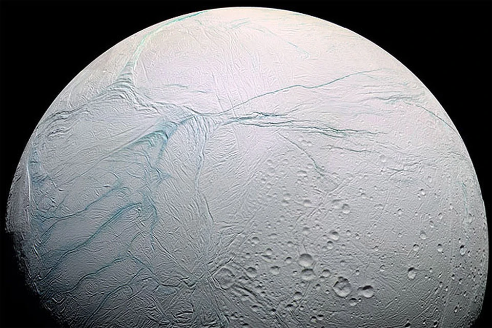 Незамерзающий океан из "Соляриса" нашли на спутнике Сатурна