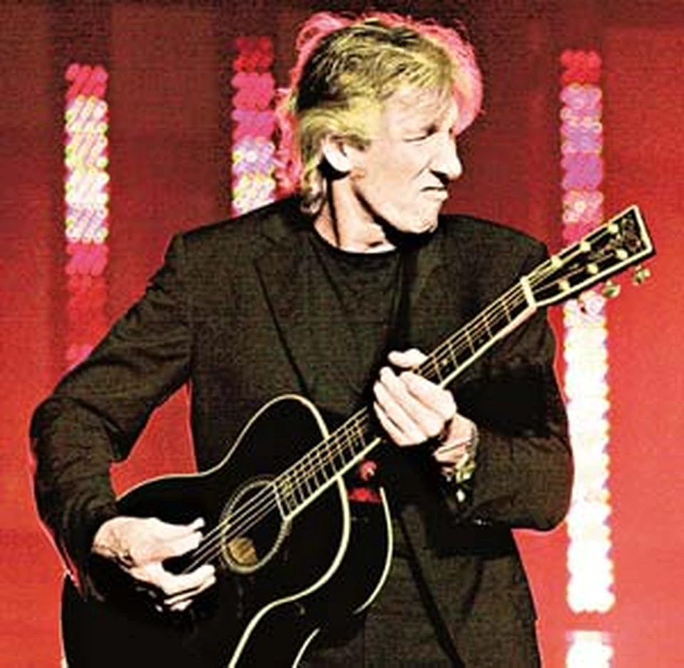 Уотерс по призванию - басист, но может и на акустике замочить так, что мало не покажется.