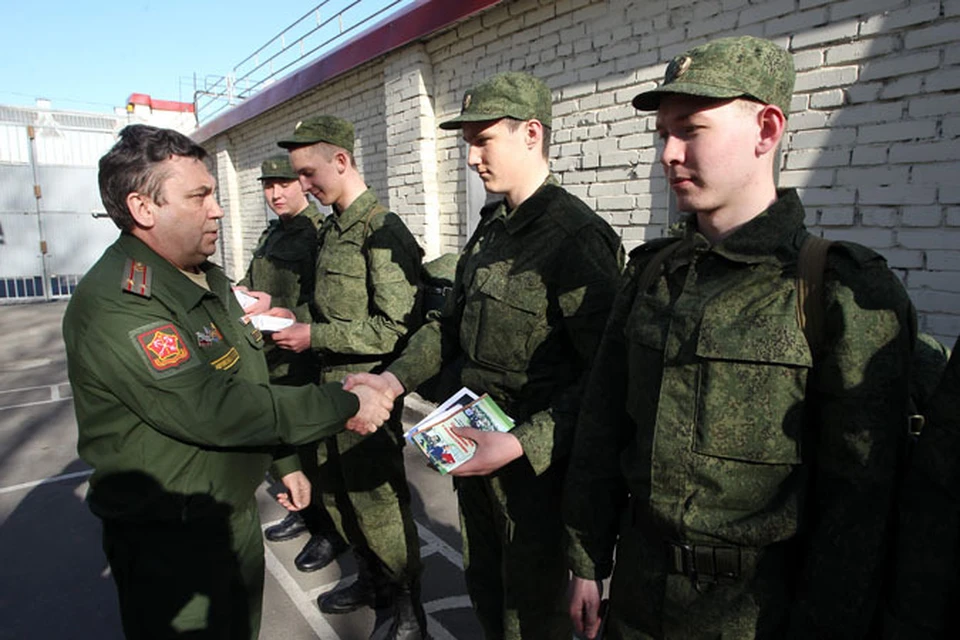 Войска снова. Снова в армию. Дезертирство в армии России. Весенний призыв Балаково. Я снова в армии.