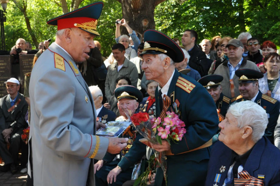 Крымчане от всего сердца поздравляют ветеранов за Победу