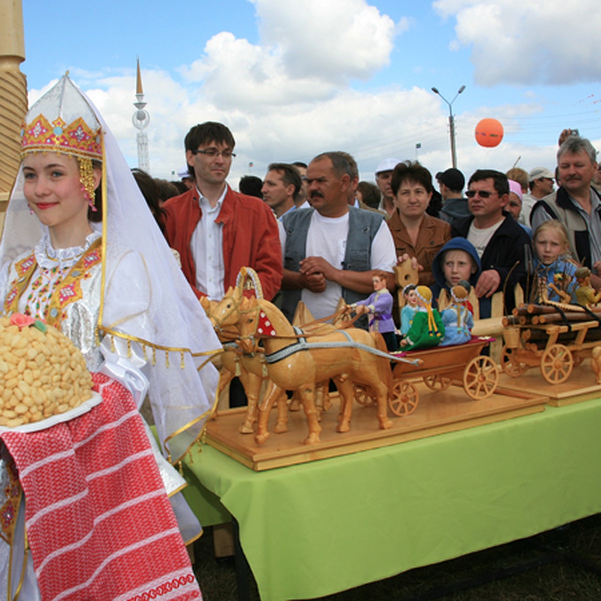 Сабантуй, Библиодень и восточные танцы - KP.RU