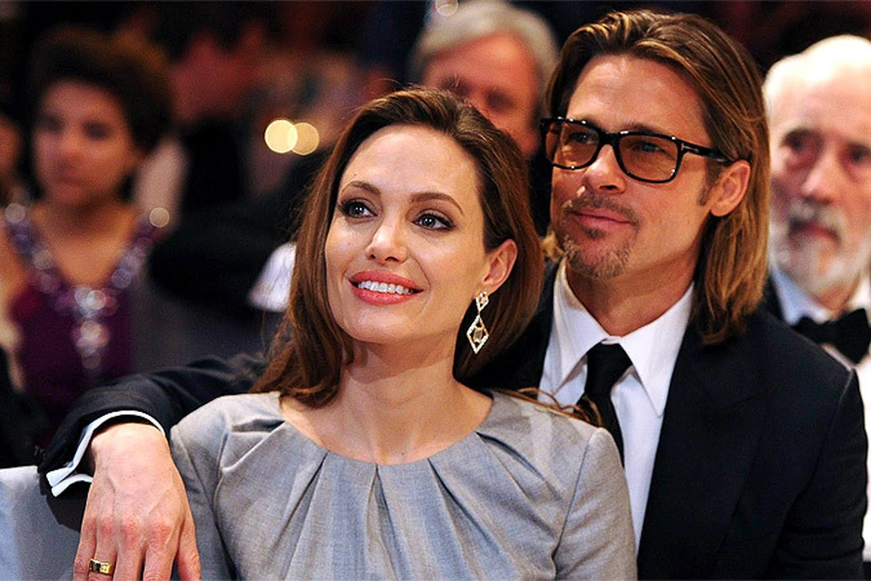 Анджелина Джоли и Брэд Питт продали свадебные фотографии за 7 миллионов долларов