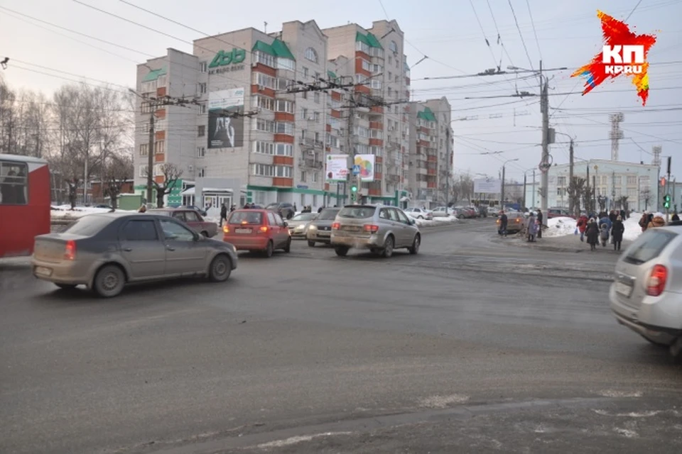 В Ижевске 11-летний школьник попал под колеса авто из-за «зеленой волны»?