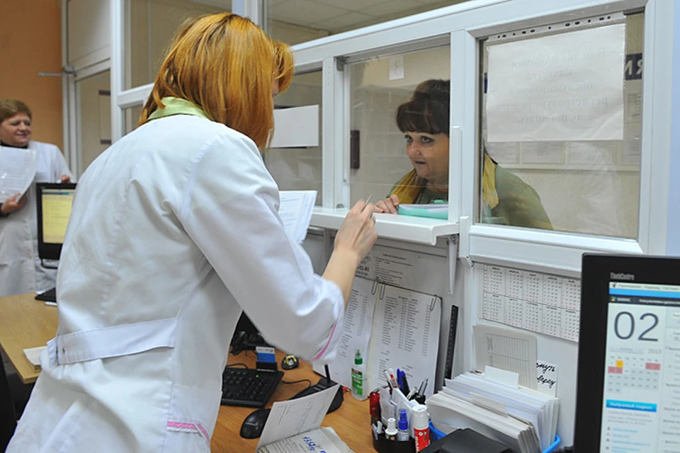 С ноября несколько поликлиник Москвы начнут работать на час дольше