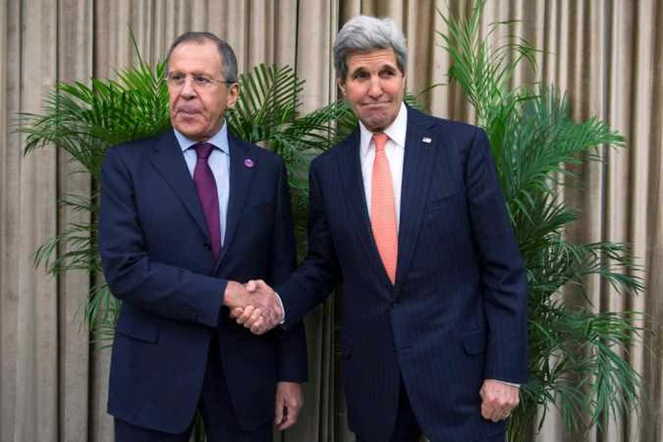 Глава российского  МИД встретился с госсекретарем Штатов  на полях саммита АТЭС
