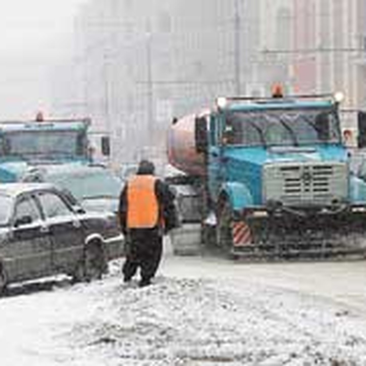 Столичные автолюбители: Из-за снегопада мы стояли в пробках девять часов! -  KP.RU