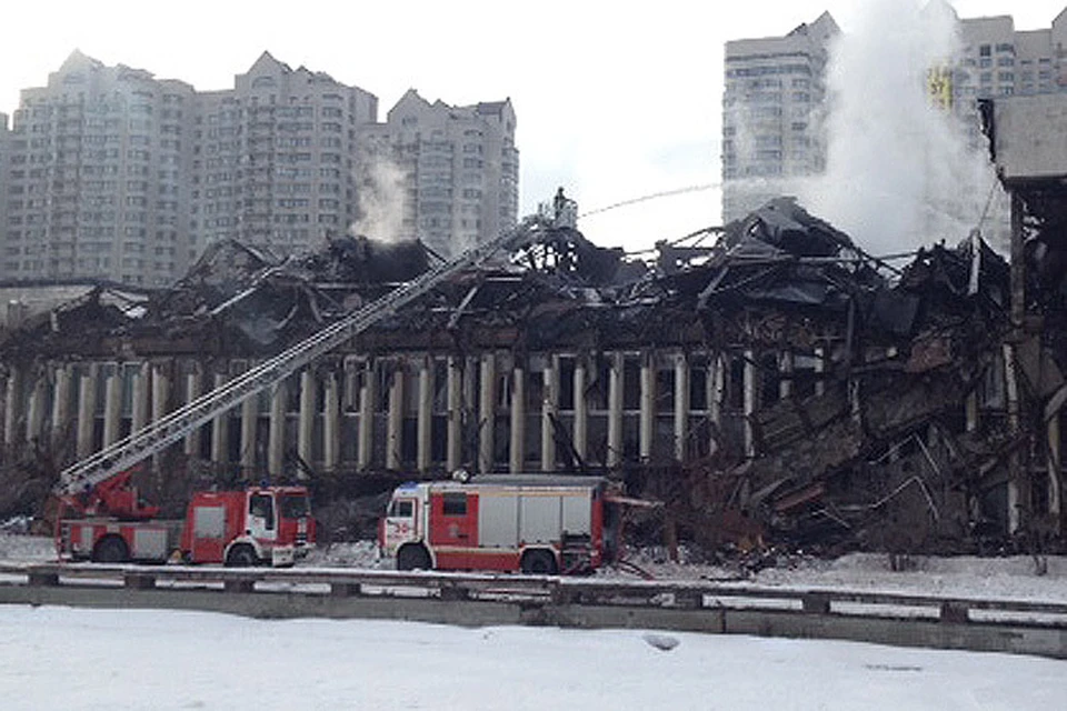 В ФАНО России не верят, что крупнейшую научную библиотеку страны подожгли, чтобы расчистить место под торговый центр