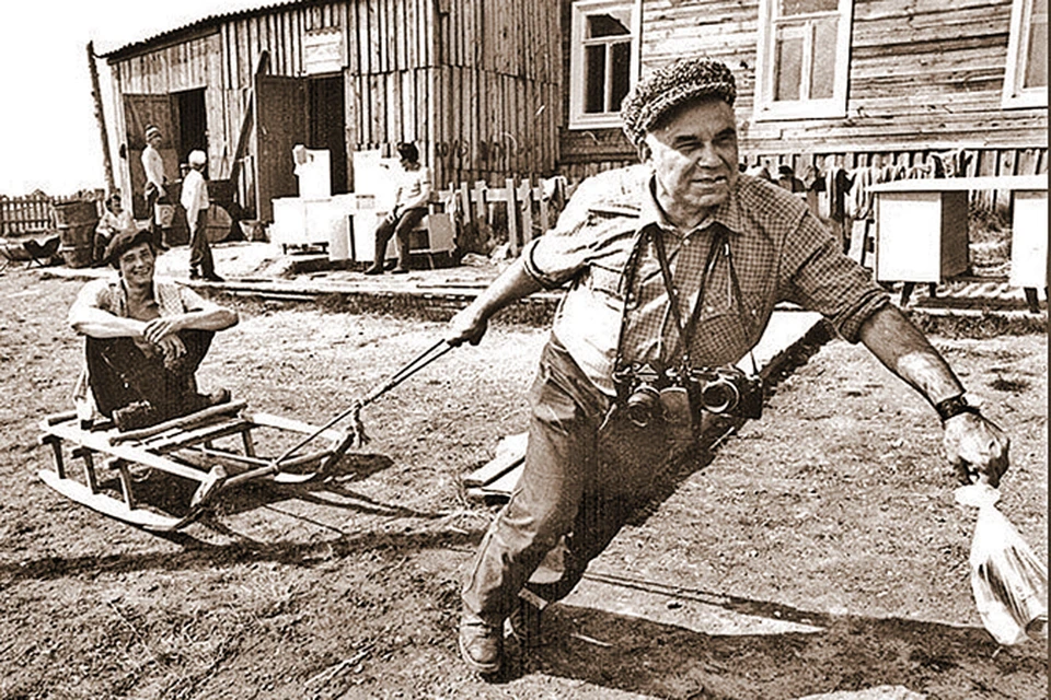 Василий Михайлович тащил на себе рубрику «Окно в природу» больше 40 лет. Фото: архив Василия Пескова.