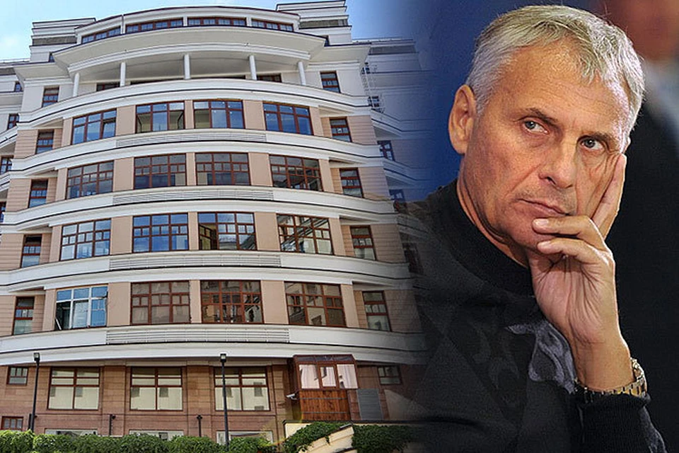 Сам губернатор Сахалина (на фото) по последней декларации никакой недвижимости не имеет, а вот его сын владеет элитной квартирой возле Красной площади