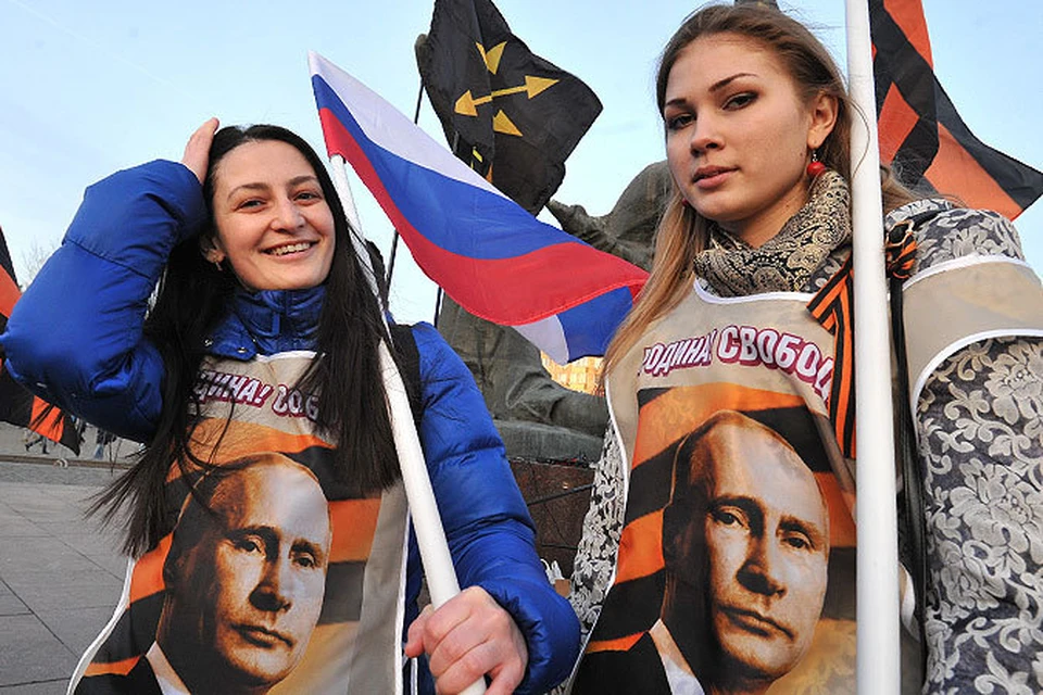 По оценкам Совбеза, США могут устроить в России «цветные революции».