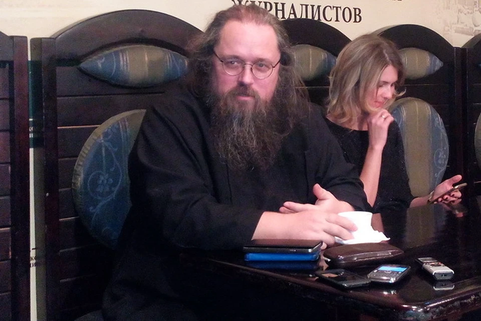 Анатолий Кураев уверен, что скандал вокруг "Тангейзера" нанес только урон епархии.
