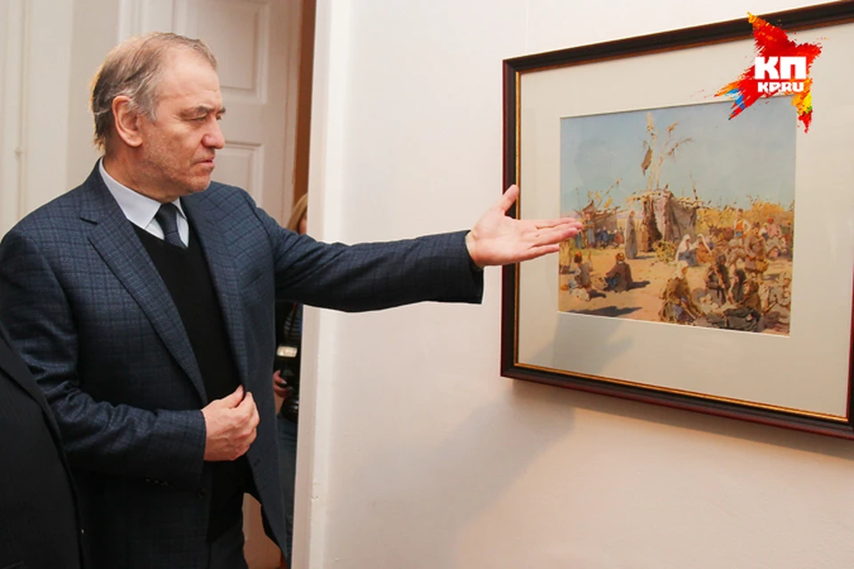 Во время визита в Нижний Новгород Валерий Гергиев осмотрел уникальную экспозицию запасников Нижегородского художественного музея.
