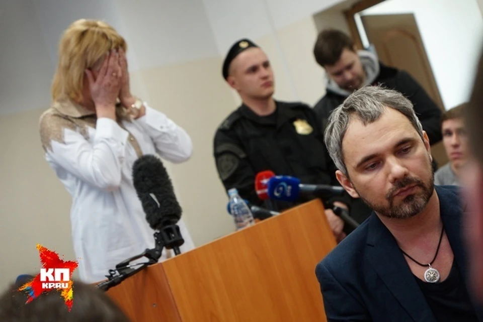 Светлана Рябова (слева) потребовала с зятя Лошагина три миллиона