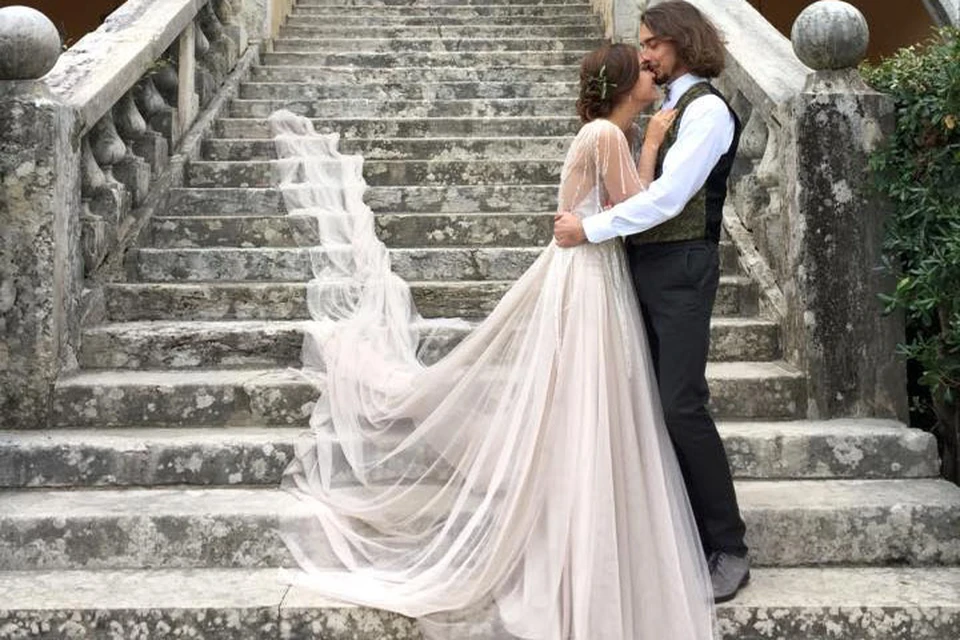 В эти выходные в соцсетях появились шикарные свадебные фото с хаштэгом #большая итальянская свадьба Дудинских. Фото: соцсети.