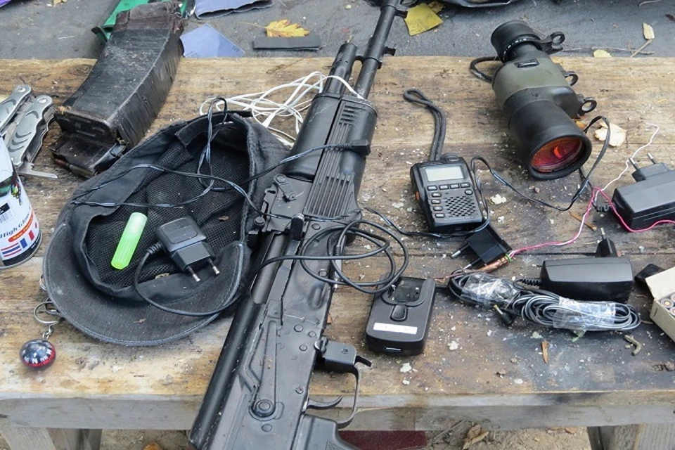 Оружие, найденное у убитых бандитов. Фото: НАК