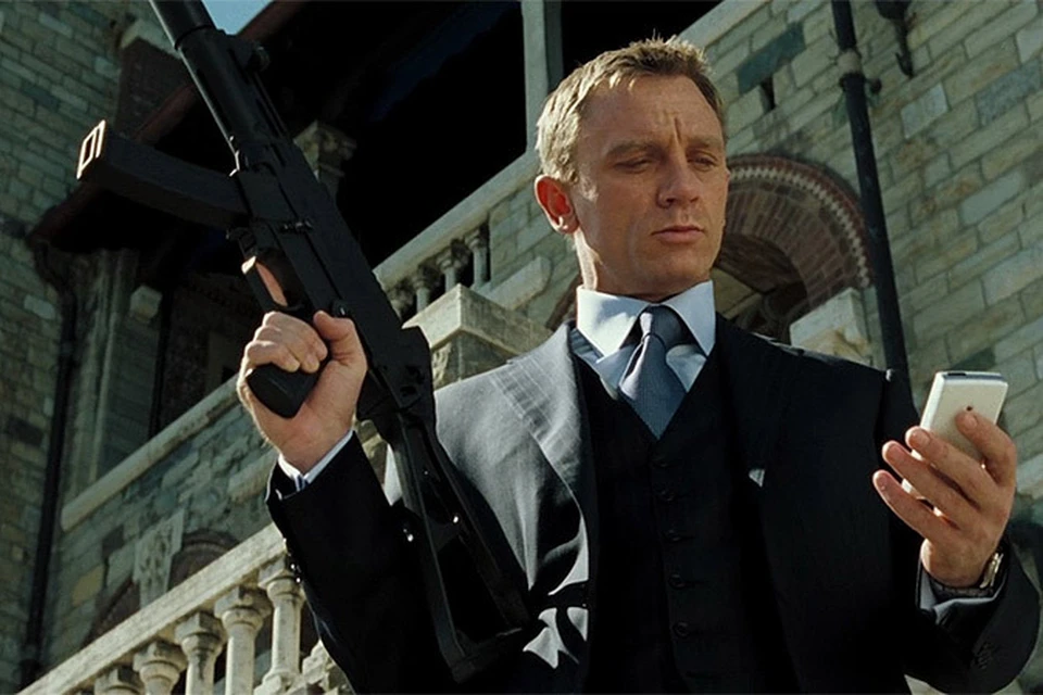 Кадр из картины "Казино Рояль" (2006)