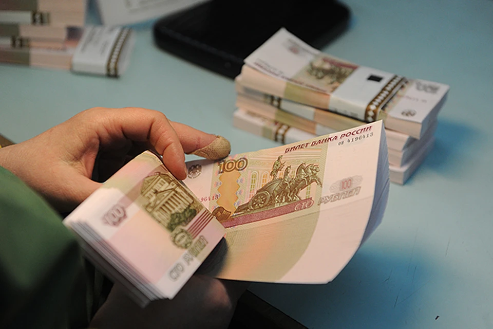 Оставшись без налоговой поддержки, рубль опять стал ориентироваться на нефтяные цены
