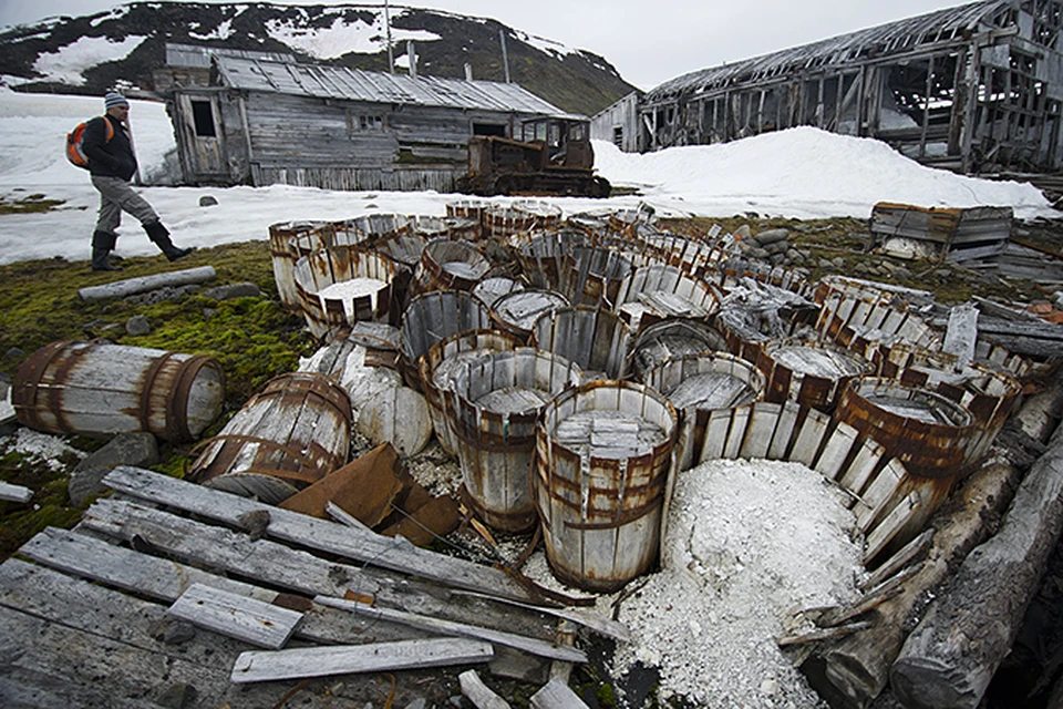 Земля Франца-Иосифа – Красивые арктические панорамы сейчас соседствуют с пейзажами, напоминающими сцены из постапокалиптического фильма