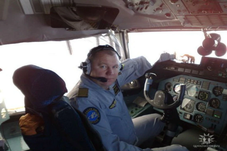 Из экипажа выжил лишь командир борта 49-летний Александр Самойлов (на фото)