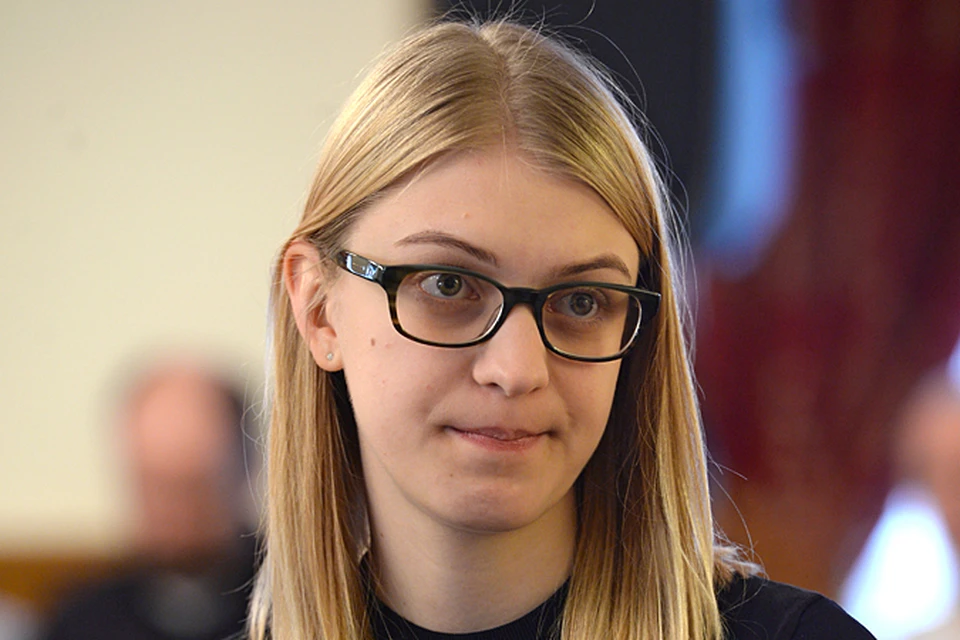 Молодая журналистка Леся Рябцева