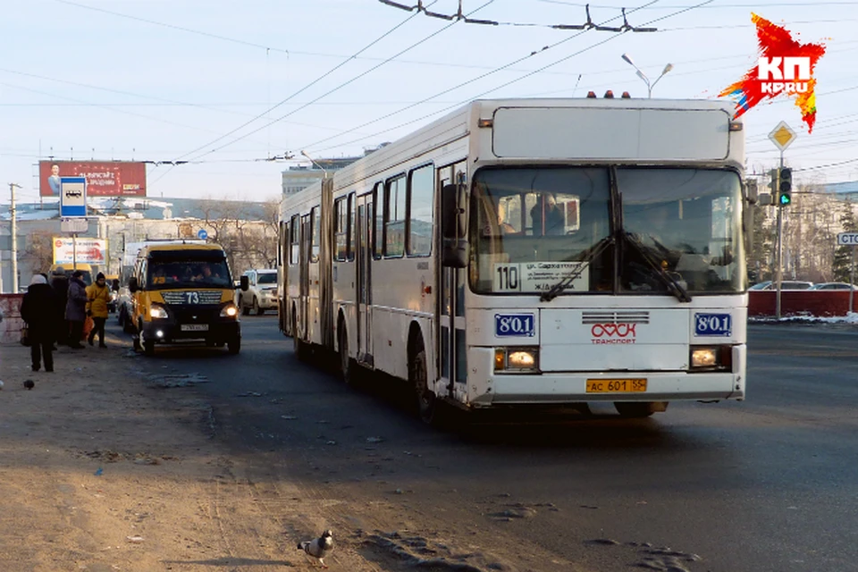 Чиновники считают, что жители миллионника в основном должны передвигаться на автобусах.