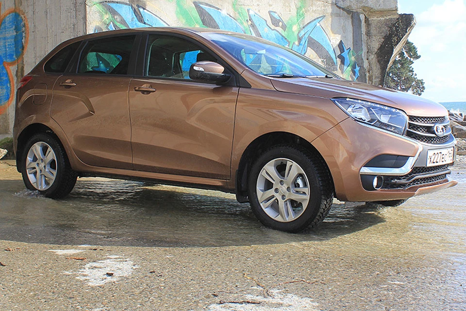 Перелицованный Renault Sandero получил в Тольятти название LADA XRAY.