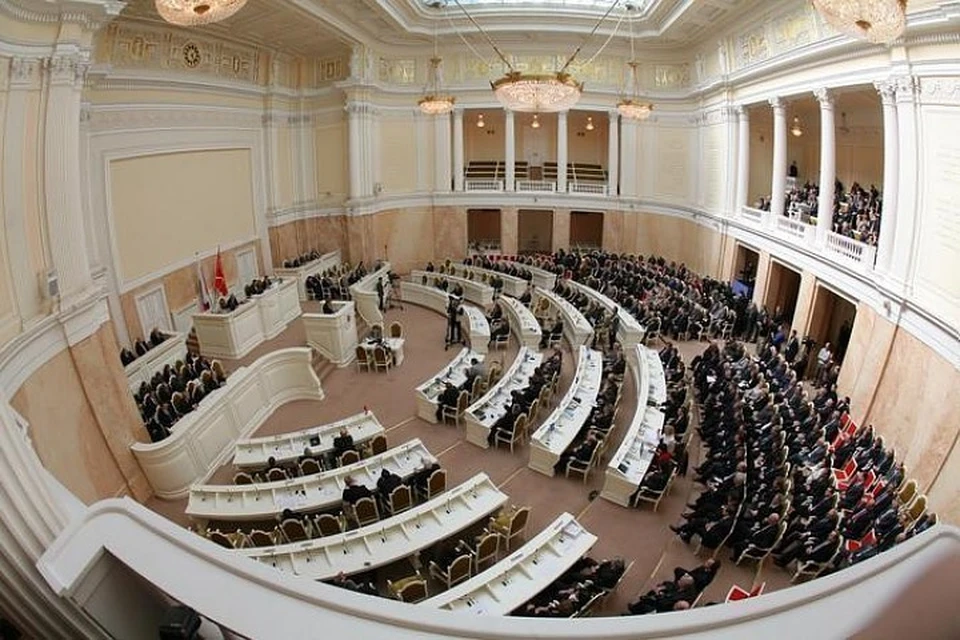 Половина кресел в сентябре отойдет одномандатникам